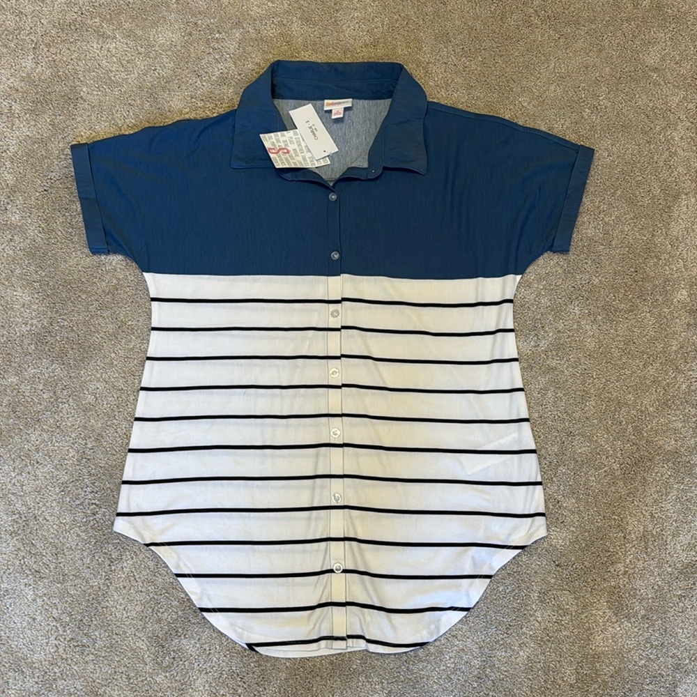 Lularoe Charlie top